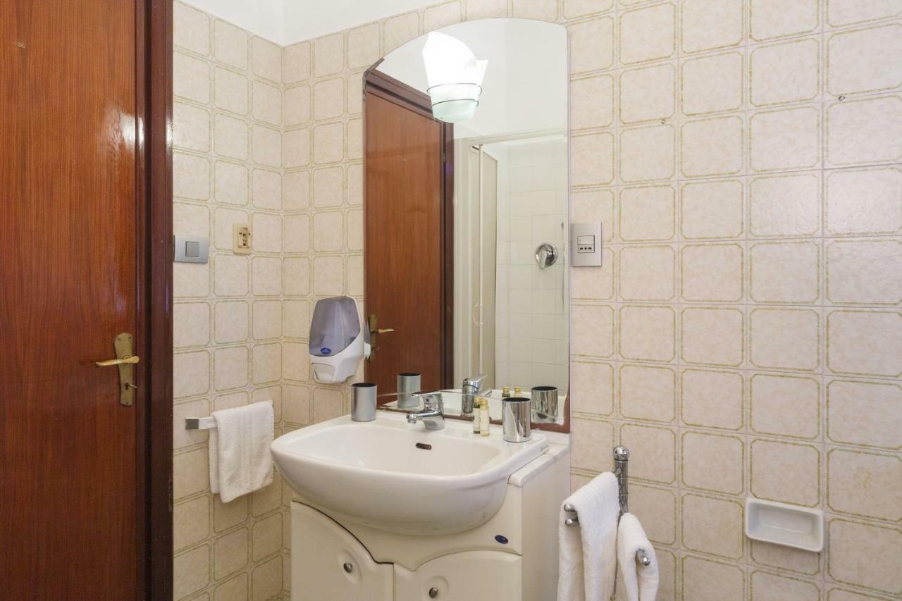 Casa Anna Sea View, Pool, Parking & Wifi Apartment Рапало Екстериор снимка